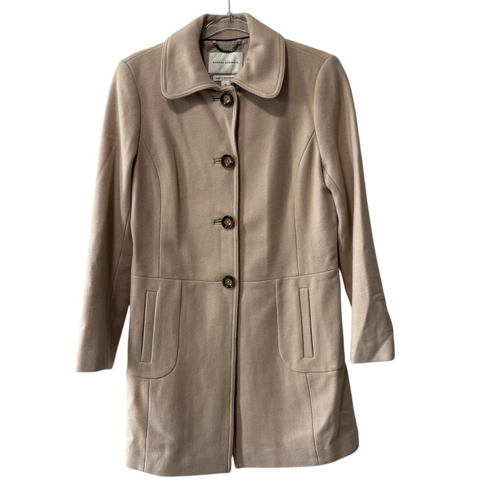 Banana Republic Long Sleeve Knee Length Button Down Wool Coat Tan Size Medium
